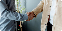 Atendimento com Excelncia \ Comunicao e Marketing \ UNIARA QUALIFICA